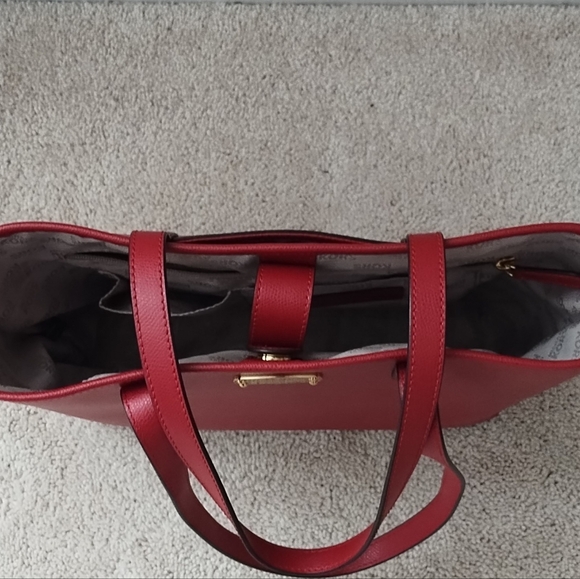 Michael kors Jet Set Travel Medium Tote Red leather Used in excellent condition - Picture 3 of 4